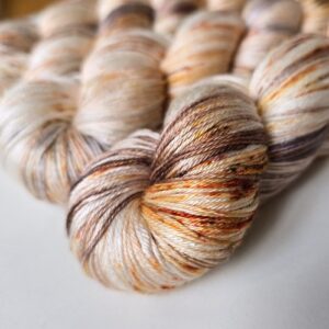 Alternative view of Mulberry silke